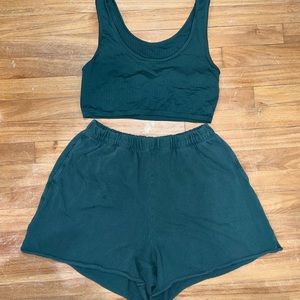 Aerie Set-Deep Forest Green Fleece Shorts W/ Pockets & Sports Bra/Top